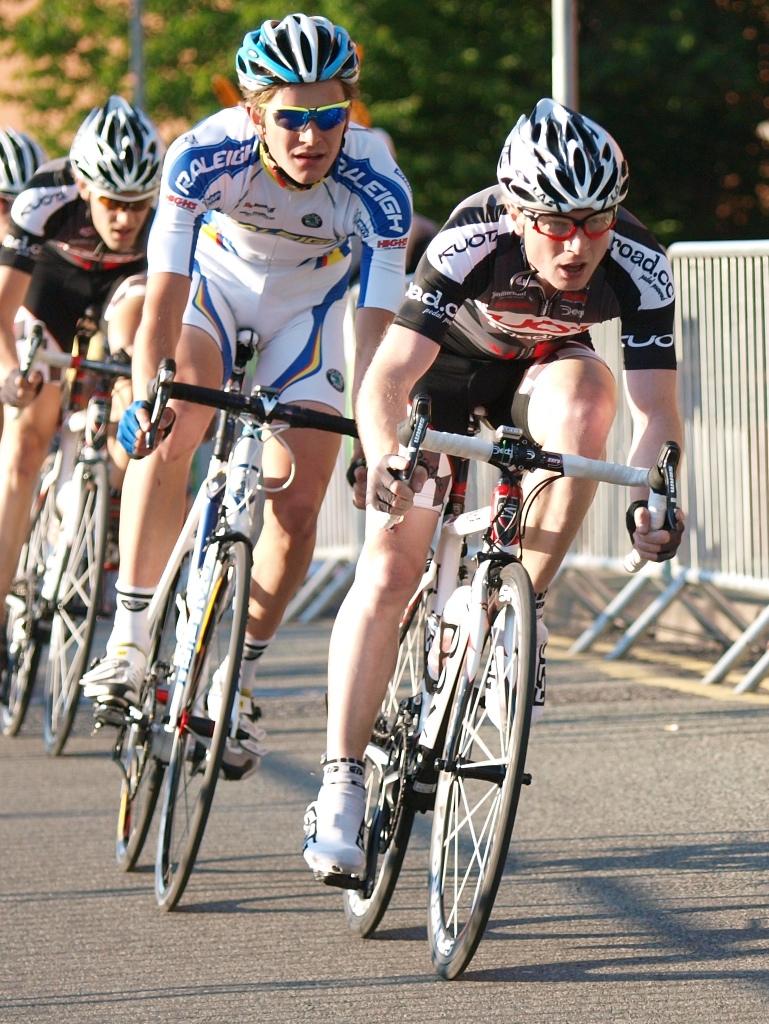 Halfords store cycling shorts